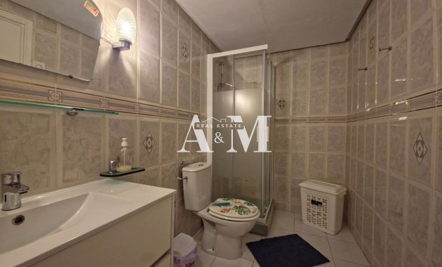 Alquiler a largo plazo - Apartamento / piso - Torrevieja - Playa de los Locos