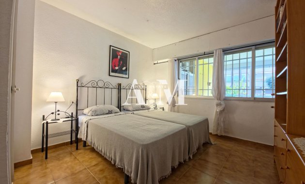 Alquiler a largo plazo - Apartamento / piso - Torrevieja - Playa de los Locos