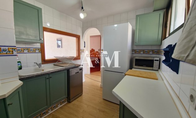 Alquiler a largo plazo - Apartamento / piso - Torre de la Horadada - Mil Palmeras