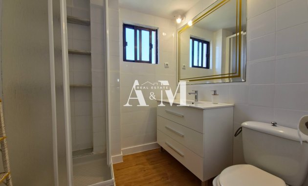 Alquiler a largo plazo - Apartamento / piso - Torre de la Horadada - Mil Palmeras