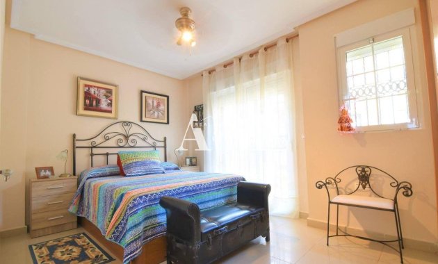 Alquiler a largo plazo - Adosado - Orihuela Costa - Villamartín