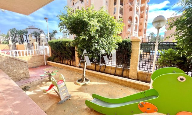 Long Term Rental - Penthouse - Torrevieja - Playa de los Locos