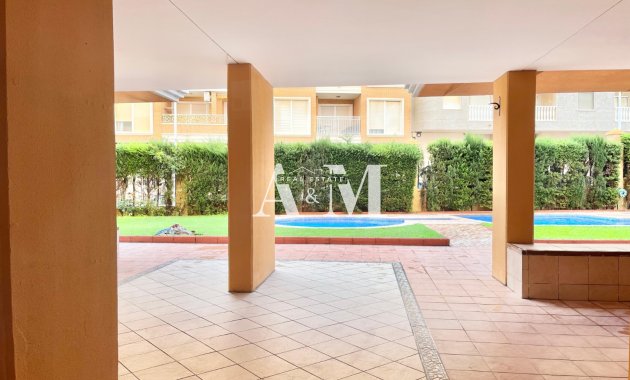 Long Term Rental - Penthouse - Torrevieja - Playa de los Locos