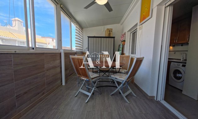 Alquiler a largo plazo - Ático - Torrevieja - Playa del Cura