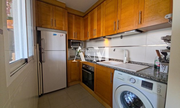 Alquiler a largo plazo - Ático - Torrevieja - Playa del Cura