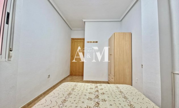 Long Term Rental - Apartment / flat - Torrevieja - Centro