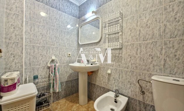 Long Term Rental - Apartment / flat - Torrevieja - Centro