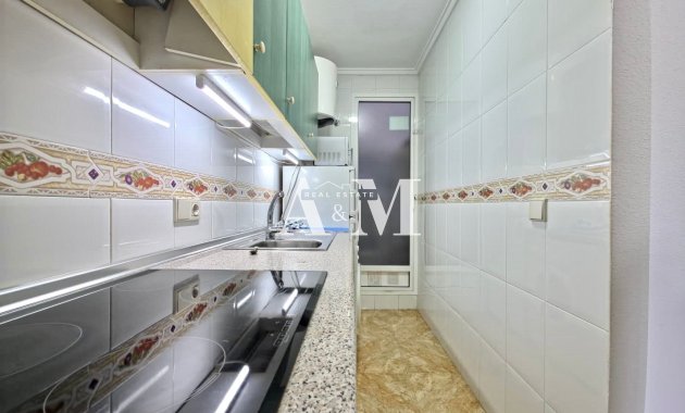 Long Term Rental - Apartment / flat - Torrevieja - Centro