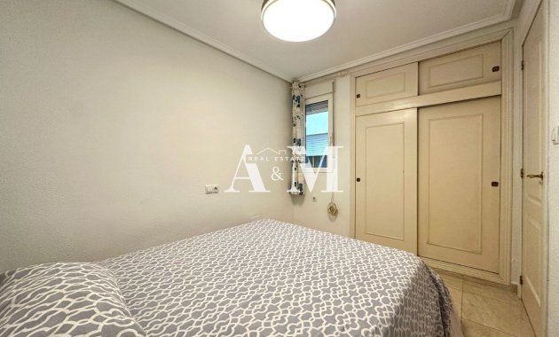 Long Term Rental - Apartment / flat - Torrevieja - Centro