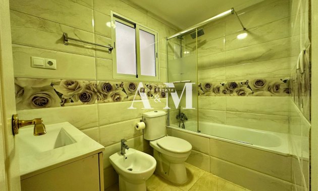 Long Term Rental - Apartment / flat - Torrevieja - Centro