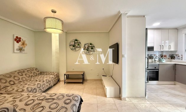 Long Term Rental - Apartment / flat - Torrevieja - Centro