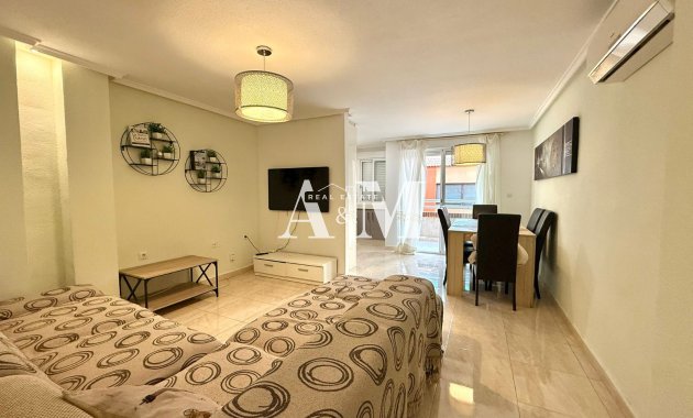 Long Term Rental - Apartment / flat - Torrevieja - Centro