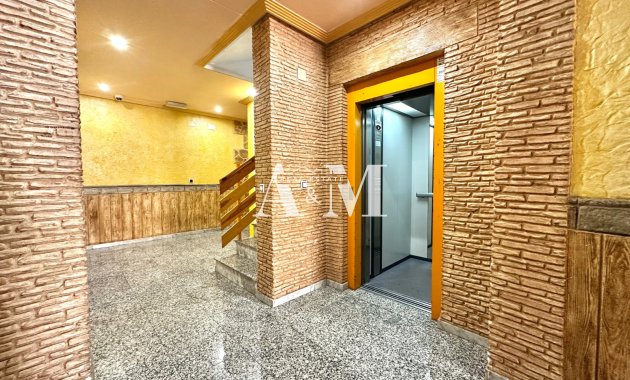 Long Term Rental - Apartment / flat - Torrevieja - Centro