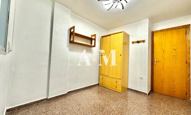 Alquiler a largo plazo - Apartamento / piso - Guardamar del Segura - Guardamar Playa