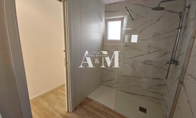 Resale - Bungalow - Orihuela Costa - Cabo roig - La Zenia