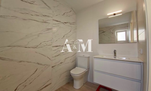 Resale - Bungalow - Orihuela Costa - Cabo roig - La Zenia