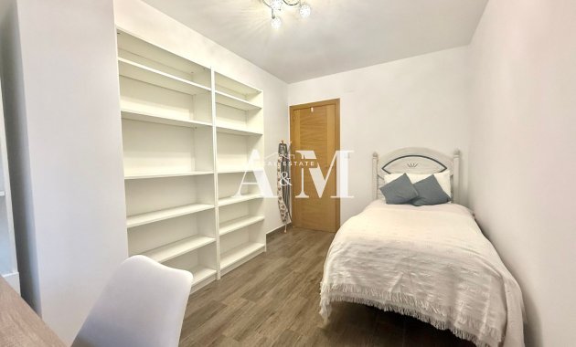 Long Term Rental - Apartment / flat - Torrevieja - Centro