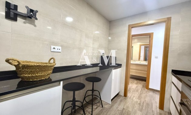 Long Term Rental - Apartment / flat - Torrevieja - Centro