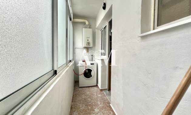 Alquiler a largo plazo - Apartamento / piso - Torrevieja - Playa de los Locos