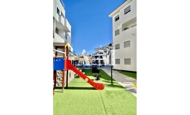 Long Term Rental - Townhouse - Res. Las Filipinas