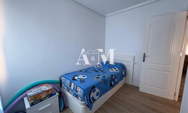 Alquiler a largo plazo - Apartamento / piso - Torrevieja - Nueva Torrevieja - Aguas Nuevas