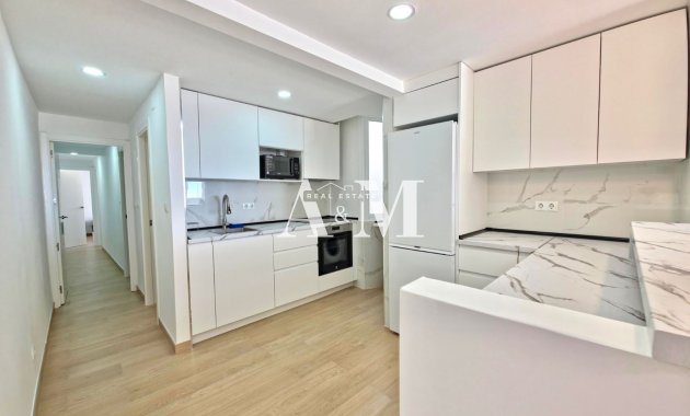 Long Term Rental - Apartment / flat - Torrevieja - Centro