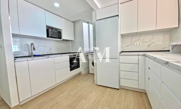 Long Term Rental - Apartment / flat - Torrevieja - Centro