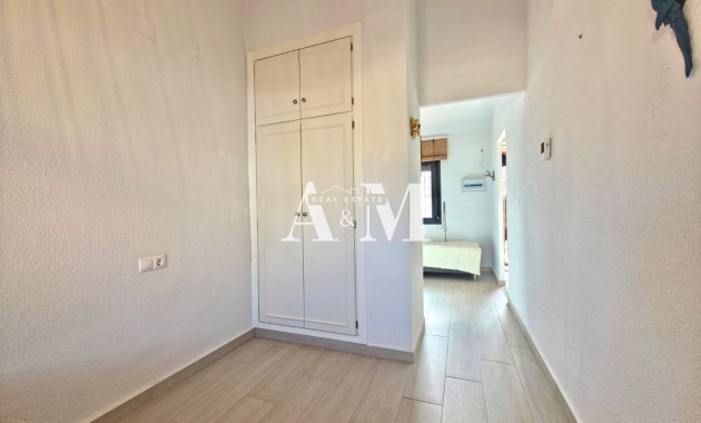 Alquiler a largo plazo - Bungalow - Torrevieja - Nueva Torrevieja - Aguas Nuevas