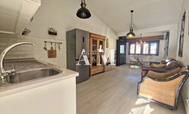 Alquiler a largo plazo - Bungalow - Torrevieja - Nueva Torrevieja - Aguas Nuevas