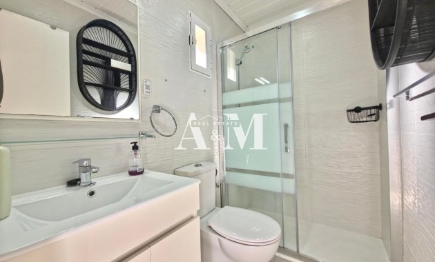 Alquiler a largo plazo - Bungalow - Torrevieja - Nueva Torrevieja - Aguas Nuevas