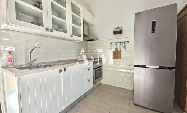 Alquiler a largo plazo - Bungalow - Torrevieja - Nueva Torrevieja - Aguas Nuevas