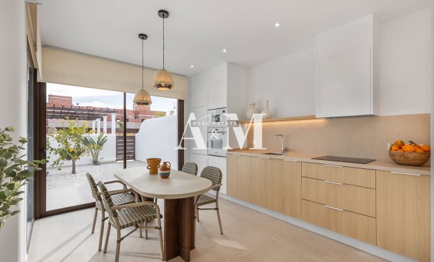 Новое здание - low-bungalow - Los Alcazares