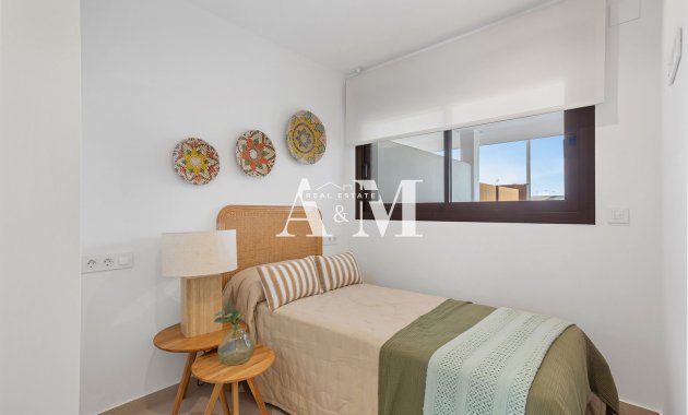 Новое здание - low-bungalow - Los Alcazares