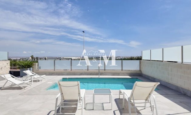 Location à long terme - Chalet - Torrevieja - Los Balcones - Los Altos del Edén