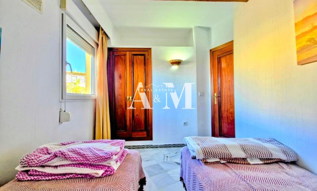 Long Term Rental - Apartment / flat - Torrevieja - Playa de los Locos