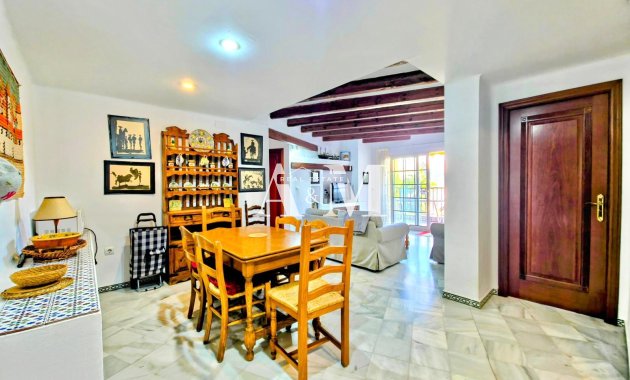 Long Term Rental - Apartment / flat - Torrevieja - Playa de los Locos