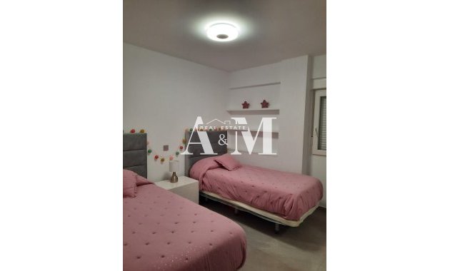 Long Term Rental - Apartment / flat - Torrevieja - Centro