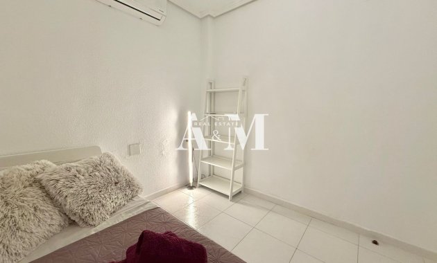 Long Term Rental - Apartment / flat - Torrevieja - Playa de los Locos