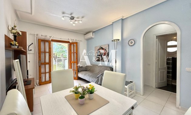 Long Term Rental - Apartment / flat - Torrevieja - Playa de los Locos