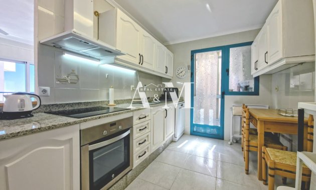 Alquiler a largo plazo - Apartamento / piso - Torrevieja - Playa del Cura