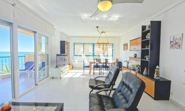 Alquiler a largo plazo - Apartamento / piso - Torrevieja - Playa del Cura