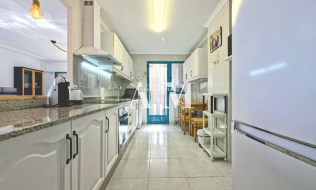 Alquiler a largo plazo - Apartamento / piso - Torrevieja - Playa del Cura