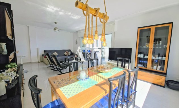 Alquiler a largo plazo - Apartamento / piso - Torrevieja - Playa del Cura