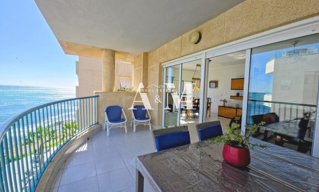 Alquiler a largo plazo - Apartamento / piso - Torrevieja - Playa del Cura