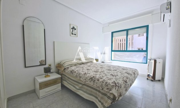 Alquiler a largo plazo - Apartamento / piso - Torrevieja - Playa del Cura