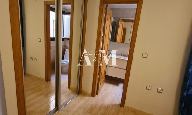 Long Term Rental - Apartment / flat - Torrevieja - Centro
