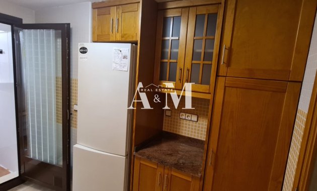 Long Term Rental - Apartment / flat - Torrevieja - Centro
