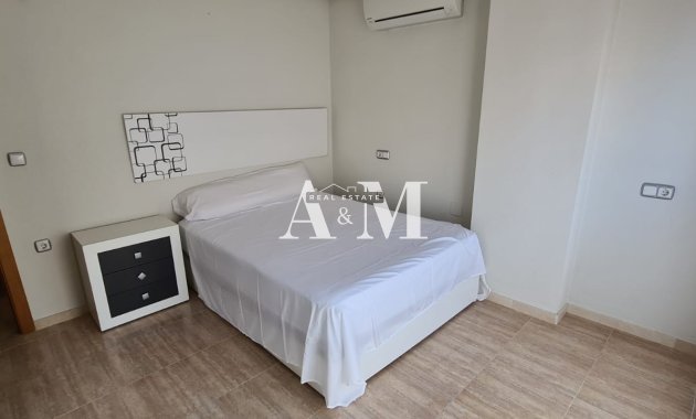 Long Term Rental - Apartment / flat - Torrevieja - Centro
