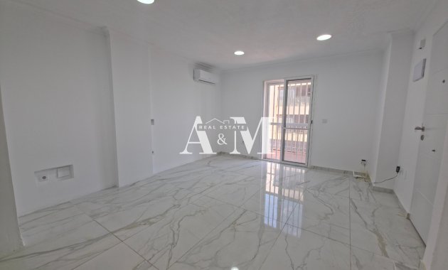 Long Term Rental - Apartment / flat - Torrevieja - Torrelamata - La Mata