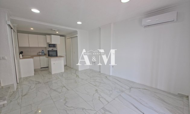 Long Term Rental - Apartment / flat - Torrevieja - Torrelamata - La Mata